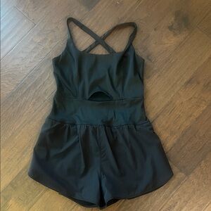 Black Athletic Keyhole Shorts Romper Criss Cross Straps EUC
